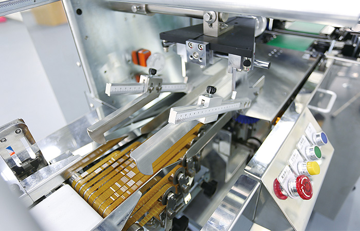 Semi-Automatic Packaging Machine Semi-Automatic Packaging Machine